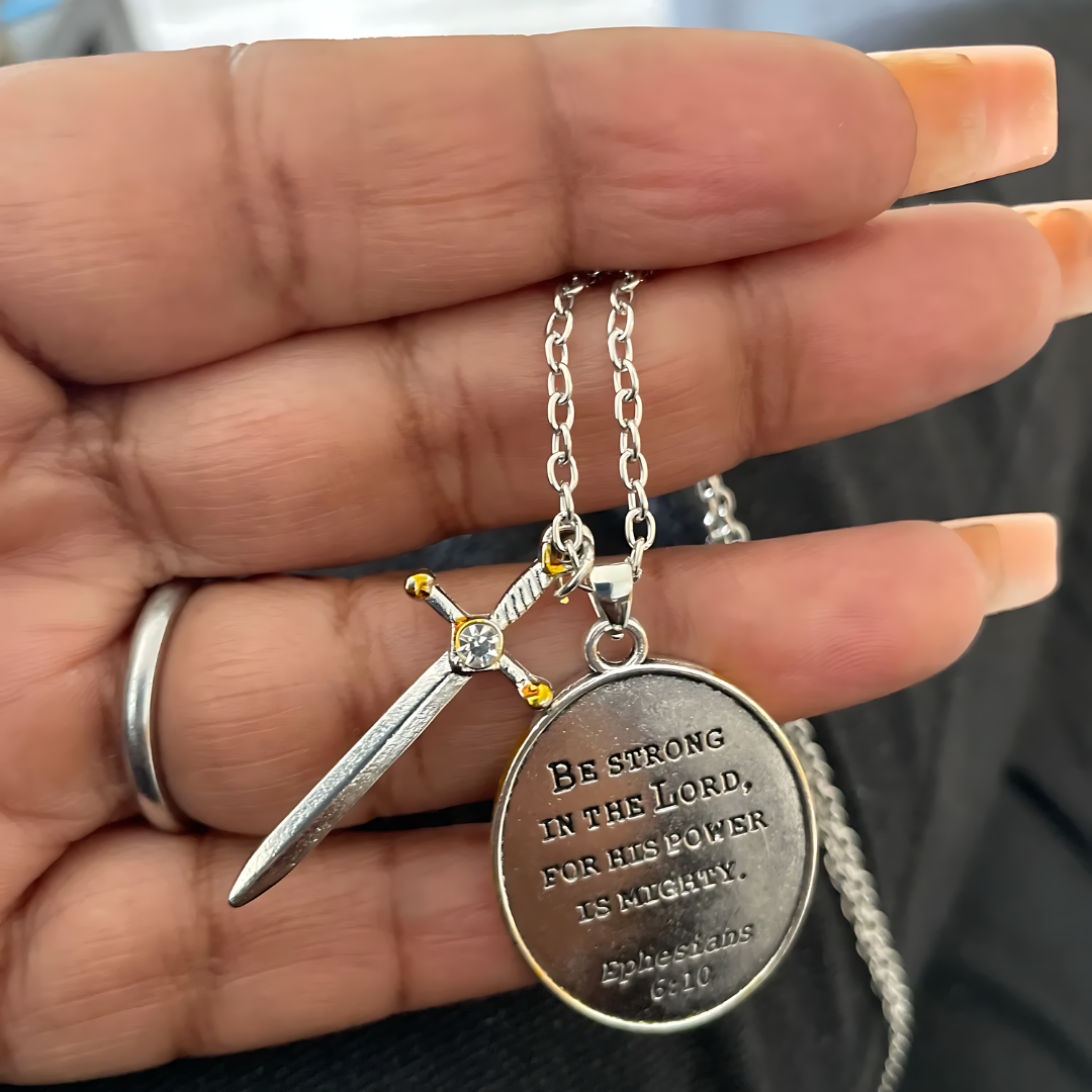 Collar de protección de Arcángel San Miguel con espada gratis